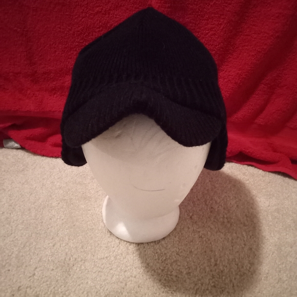 Black Elmer Fudd Style Winter Hat - Picture 6 of 7